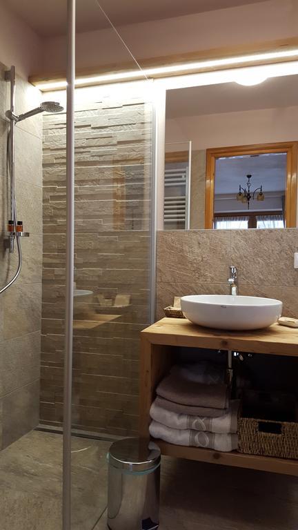 Apartmán Casa Al Rin Isolaccia Exteriér fotografie